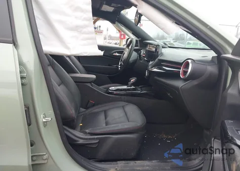 2024 Chevrolet Trax Fwd 2Rs из США, поврежденный, VIN KL77LJE27RC098068